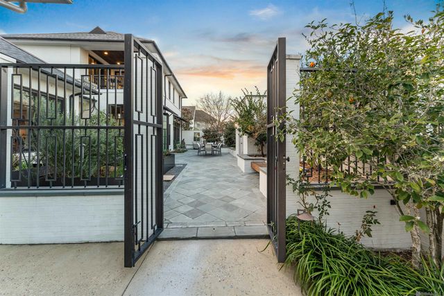 7313 Willow Grove Blvd, Baton Rouge, LA 70810