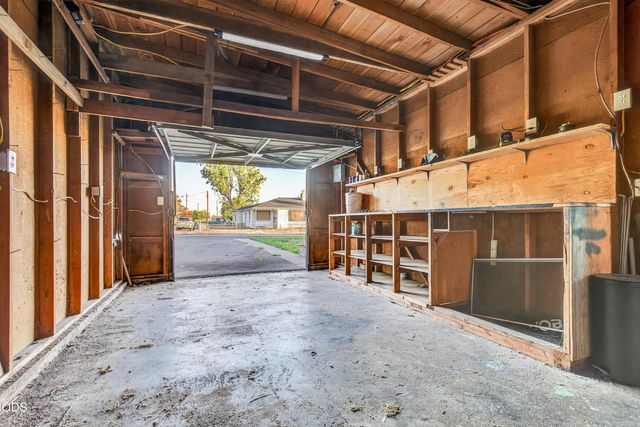 1020 Oak Street, Central Point, OR 97502