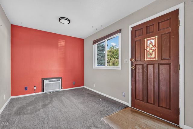 1020 Oak Street, Central Point, OR 97502