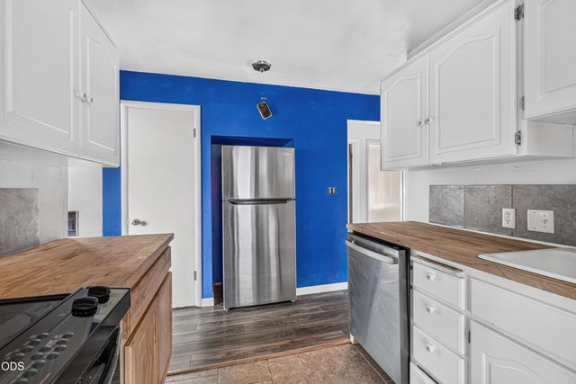 1020 Oak Street, Central Point, OR 97502