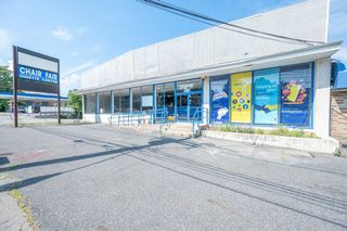 1455 Vfw Pkwy, Boston, MA 02132