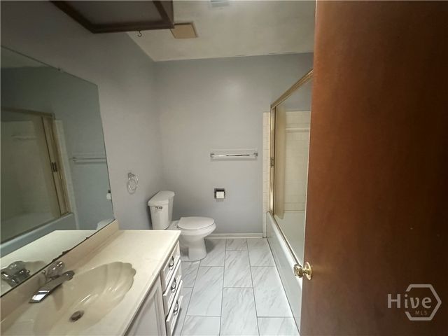 2217 Bacon Park Drive, Savannah, GA 31406