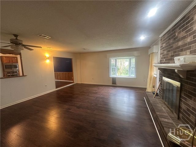 2217 Bacon Park Drive, Savannah, GA 31406