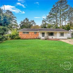 2217 Bacon Park Drive, Savannah, GA 31406