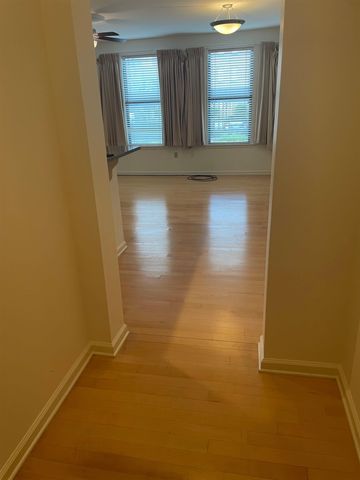 720 Litty Ct Apt 102, Memphis, TN 38103