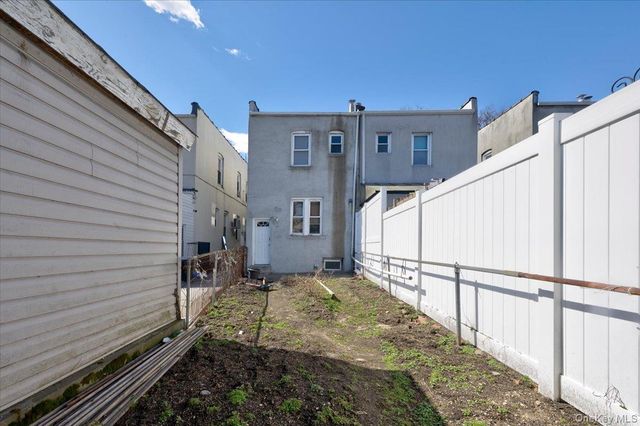 89-23 Vanderveer Street, Queens Village, NY 11427