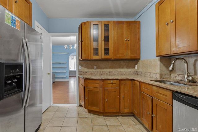 89-23 Vanderveer Street, Queens Village, NY 11427