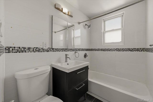 89-23 Vanderveer Street, Queens Village, NY 11427