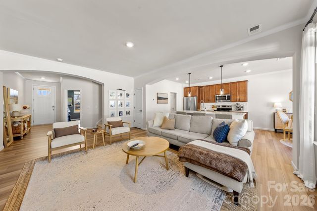 8208 Merryvale Lane, Charlotte, NC 28214