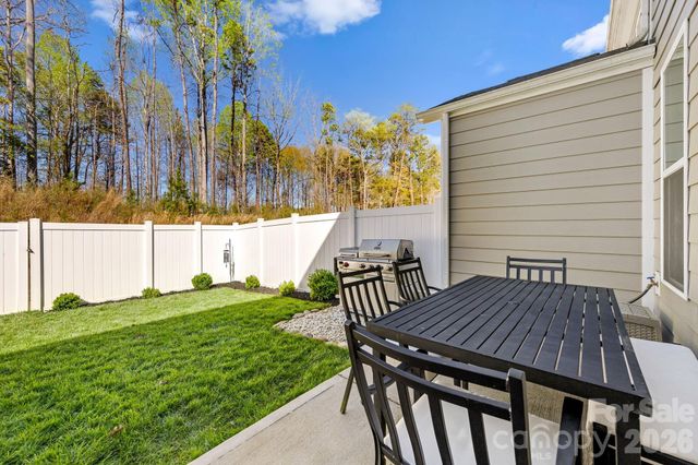 8208 Merryvale Lane, Charlotte, NC 28214