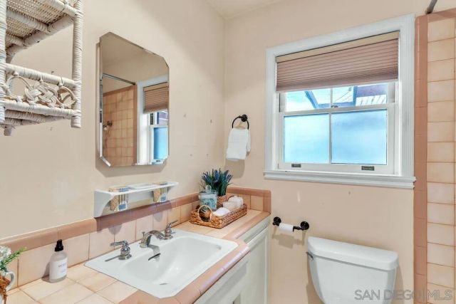 431 H Avenue, Coronado, CA 92118