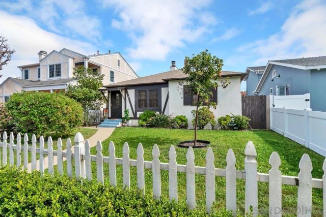 431 H Avenue, Coronado, CA 92118