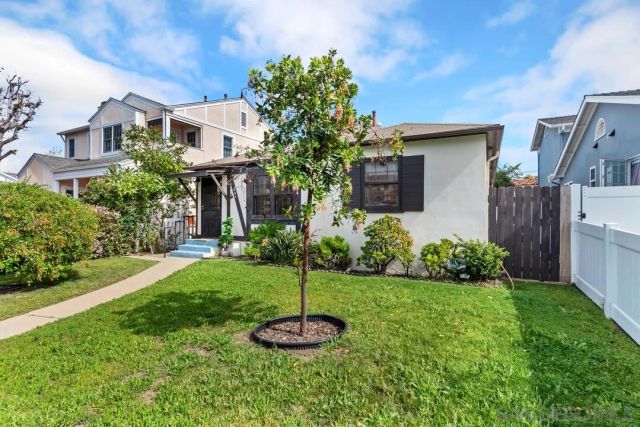 431 H Avenue, Coronado, CA 92118