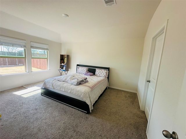 1452 Stuarts Forest Drive, Denton, TX 76207