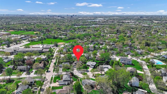 1145 Hunting Drive W, Palatine, IL 60067