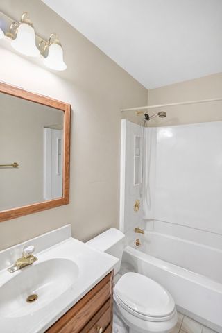 1145 Hunting Drive W, Palatine, IL 60067