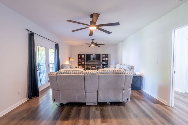 709 Windsor Ave, Lawrenceburg, TN 38464