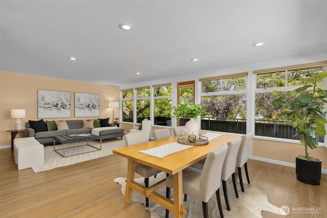 4204 47th Avenue S, Seattle, WA 98118
