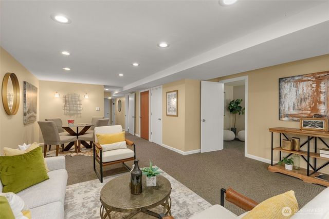 4204 47th Avenue S, Seattle, WA 98118