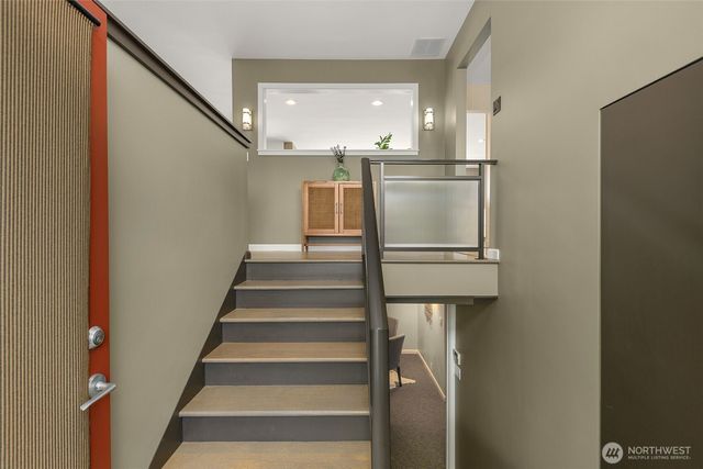 4204 47th Avenue S, Seattle, WA 98118