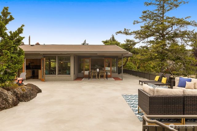 4204 47th Avenue S, Seattle, WA 98118