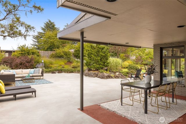 4204 47th Avenue S, Seattle, WA 98118