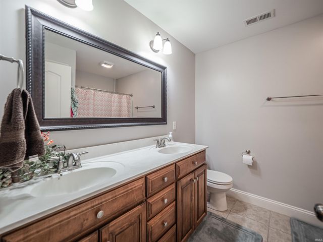 2730 Winfield Drive, Evansville, IN 47725