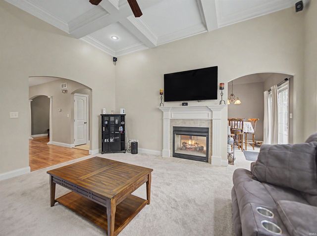 2730 Winfield Drive, Evansville, IN 47725
