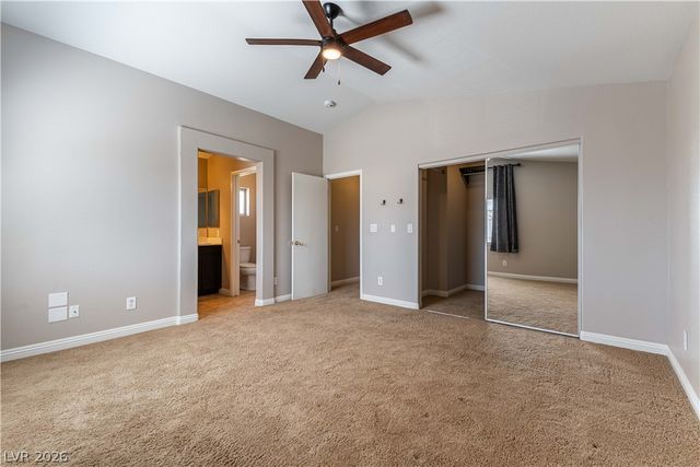 688 Emerald City Avenue, Las Vegas, NV 89183