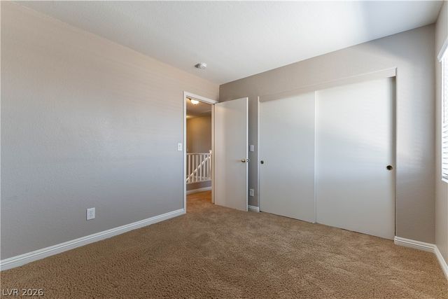 688 Emerald City Avenue, Las Vegas, NV 89183