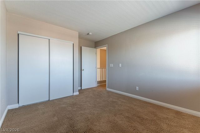 688 Emerald City Avenue, Las Vegas, NV 89183