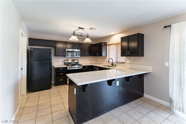 688 Emerald City Avenue, Las Vegas, NV 89183