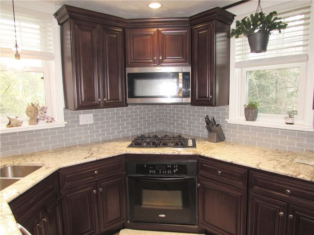 9680 HIGHLAND RD, Mccandless, PA 15237