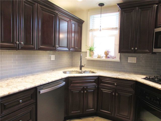 9680 HIGHLAND RD, Mccandless, PA 15237