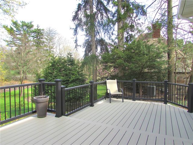 9680 HIGHLAND RD, Mccandless, PA 15237