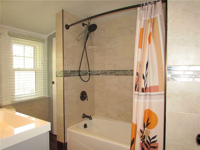 9680 HIGHLAND RD, Mccandless, PA 15237