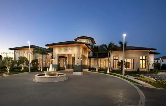 8025 NW 104th Avenue 31, Doral, FL 33178