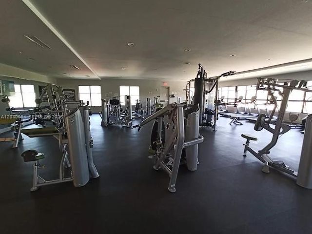 8025 NW 104th Avenue 31, Doral, FL 33178