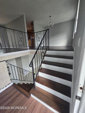 151 Shenandoah Boulevard, Toms River, NJ 08753
