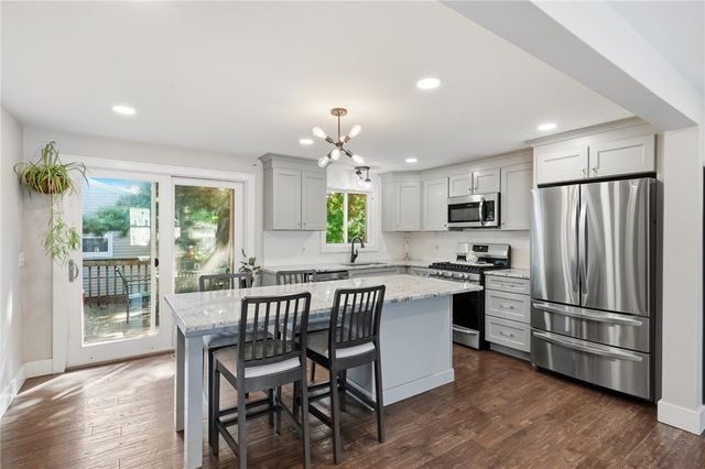 6 Adrian Street, Warwick, RI 02886