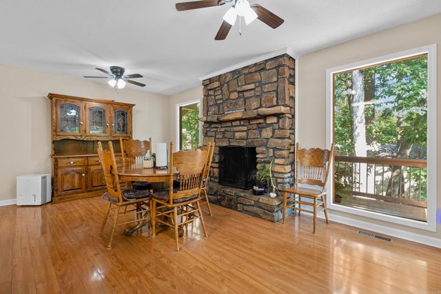 4 Vitoria Lane, Hot Springs Village, AR 71909