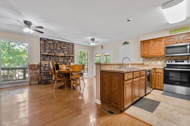 4 Vitoria Lane, Hot Springs Village, AR 71909