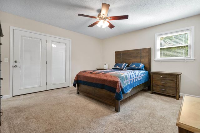 4 Vitoria Lane, Hot Springs Village, AR 71909