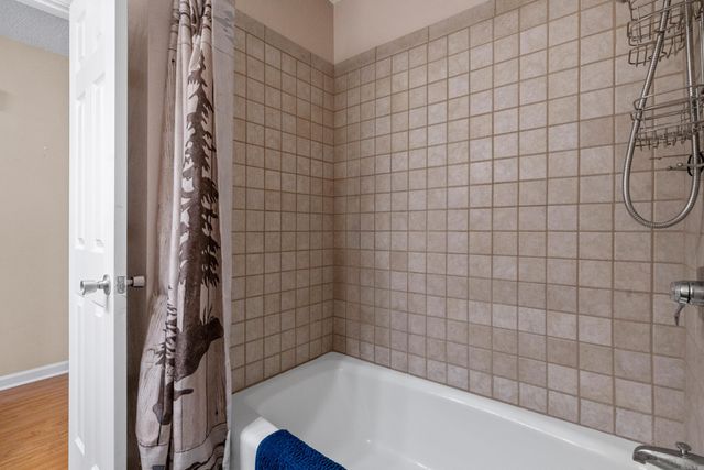 4 Vitoria Lane, Hot Springs Village, AR 71909