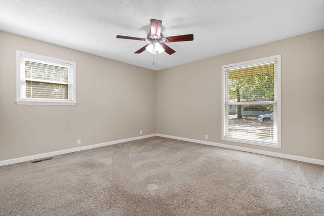 4 Vitoria Lane, Hot Springs Village, AR 71909