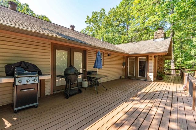 4 Vitoria Lane, Hot Springs Village, AR 71909