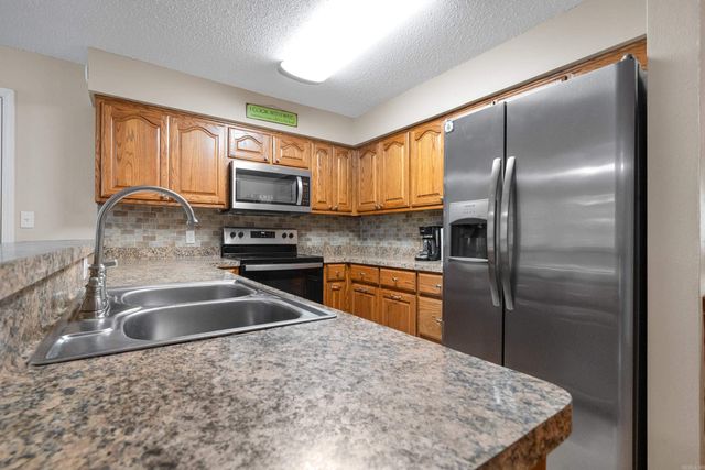 4 Vitoria Lane, Hot Springs Village, AR 71909