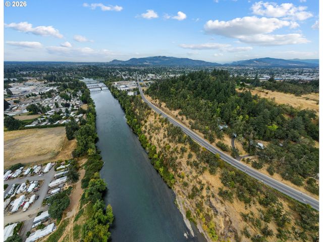 2nd St, Springfield, OR 97477