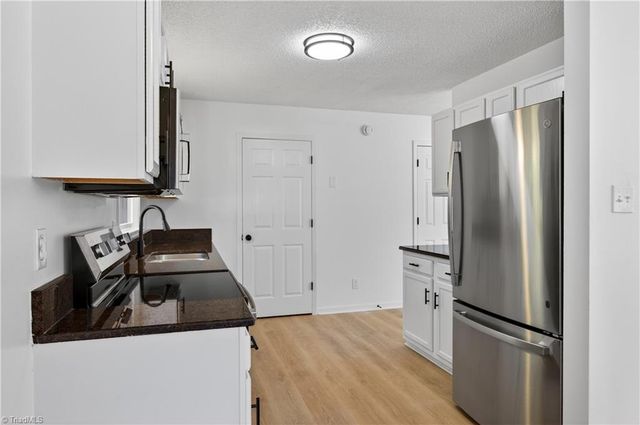 1517 Huffine Mill Road, Greensboro, NC 27405