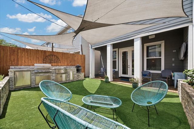 118 E 27th Street B, Houston, TX 77008